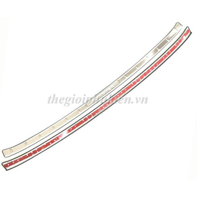 BỘ SẢN PHẨM Nẹp bước chân và ốp chống trầy cốp Hyundai Santafe 2019 - Mẫu Inox