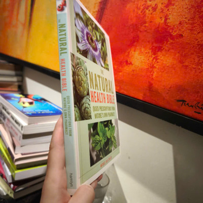 Sách - The Natural Health Bible: Quick Prescriptions From Nature