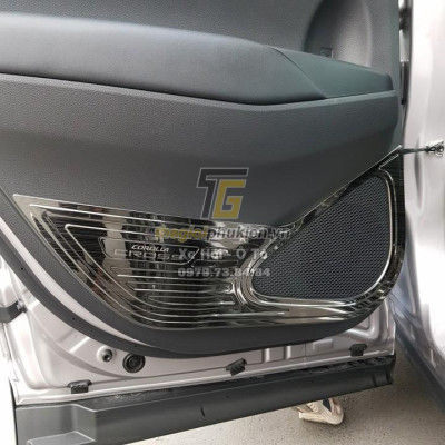 Bộ ốp Titan Tapli, Táp li cửa Toyota Corolla Cross 2020