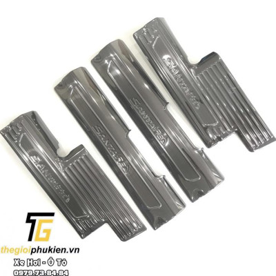 Bộ Ốp bậc cửa, Nẹp bước chân Hyundai Santafe 2021 - Mẫu Titan