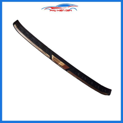 Ốp chống trầy cốp ngoài nhựa đen Camry 2019-2020-2021-2022 hàng loại 1 chống xước trang trí xe