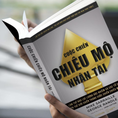 BỘ 2 CUỐN SÁCH CEO XUẤT CHÚNG VÀ CUỘC CHIẾN CHIÊU MỘ NHÂN TÀI