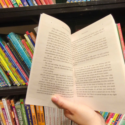 Sách - The Illustrated Man by Ray Bradbury - Sách tiếng anh, bìa mềm, tiểu thuyết/ Fiction/ Novel