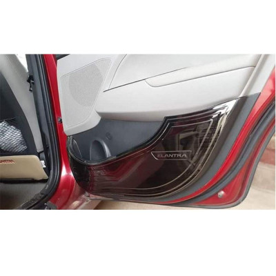 Ốp tapli titan theo xe dành cho Hyundai Elantra 2018-2020 tặng kèm keo nước trợ dính 3M