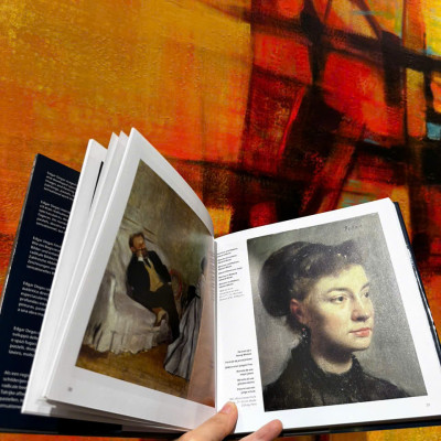 Sách - Edgar Degas by Martina Padberg - Nghệ thuật tiếng Anh/ Art Book in English