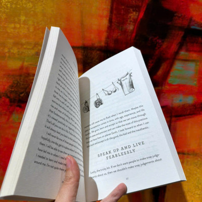 Sách - Happy by Fearne Cotton - English Book - Sách Ngoại văn