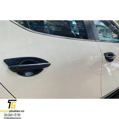 Bộ ốp tay nắm cửa, hõm cửa xe Mazda 3 2020 vân Carbon