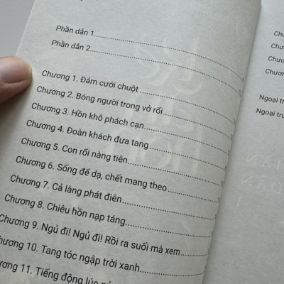 (Có chữ ký tác giả + Đính kèm postcard - Tác giả của cuốn Tết ở làng Địa Ngục) KẺ ĂN HỒN – Thảo Trang - Saola Books - NXB Phụ nữ