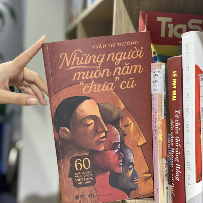 Những Người Muôn Năm Chưa Cũ (*** Sách Bản Quyền ***)