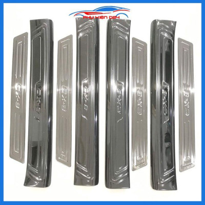 Bộ ốp bậc cửa trong ngoài nẹp bước chân Mazda CX8 vân Titan chống trầy trang trí xe