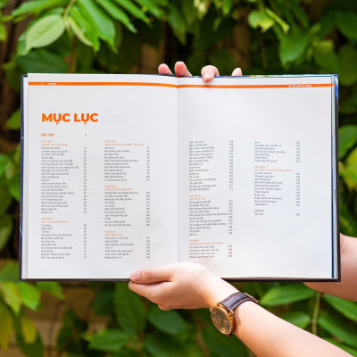 Sách Trái Đất - Sự Vận Hành Tự Nhiên - Vẻ Đẹp Của Trái Đất, Các Sự Biến Đổi Và Lịch Sử Hình Thành Của Trái Đất - Á Châu Books, Bìa Cứng, In Màu