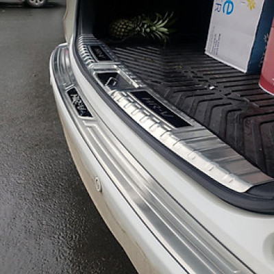 BỘ SẢN PHẨM Nẹp bước chân và ốp chống trầy cốp Honda HRV, HR-V - Mẫu Inox