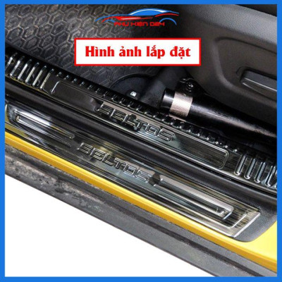 Nẹp bước chân trong  ngoài TITAN ô tô Seltos 2020-2021-2022 chống trầy bảo vệ trang trí xe