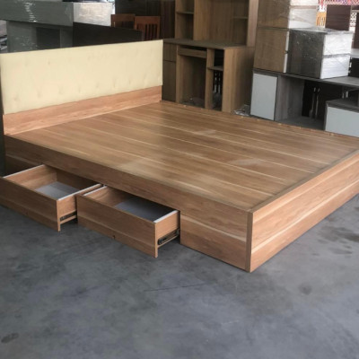 Giường gỗ công nghiệp đầu giường bọc nệm Juno Sofa