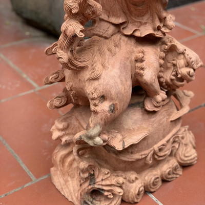 Tượng đạt ma sư tổ hàng long ,phục nghê ,bằng gỗ hương đá liền khối kt cao 1m20×39×19cm