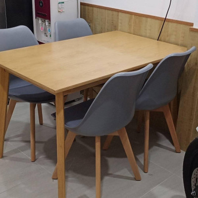 Bàn Morina IBIE nhiều tùy chọn