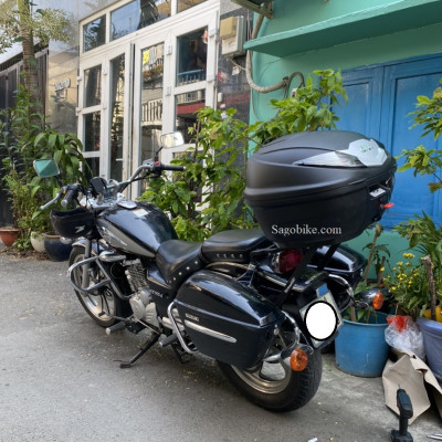 Thùng givi B360NT, thùng 36 lit kèm đế MP70N và ốc gắn