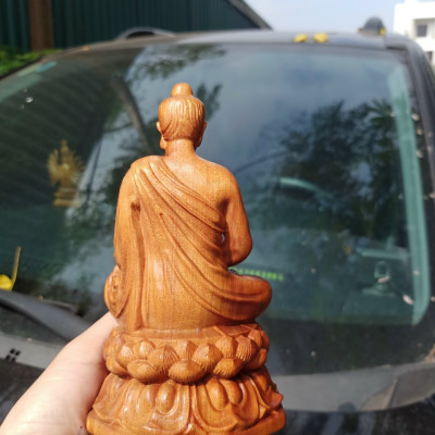 Tượng phật thích ca mini để xe ôtô bằng gỗ hương đá kt 15×9×9cm