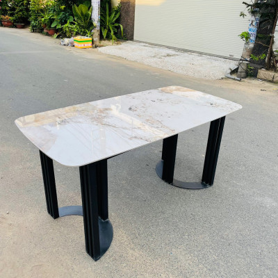 Bàn ăn mặt đá vân mây Juno Sofa 1m4 & 1m6