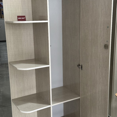 Tủ áo nhựa kèm kệ Juno Sofa màu sồi ngang 75 x cao 1m85 x sâu 45 cm