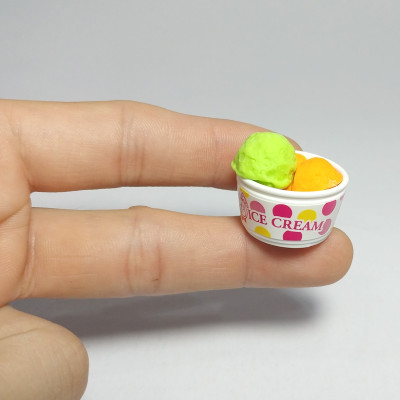 Gôm Tẩy Iwako Hình Kem Hộp