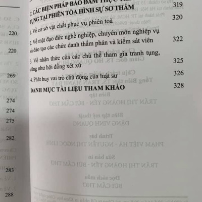 Thủ tục tranh tụng tại phiên toà hình sự sơ thẩm (tái bản lần thứ nhất)