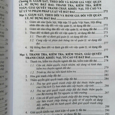 Sách Quy Định Chi Tiết Thi Hành Luật Đất Đai, Đăng Ký Đất Đai, Tài Sản Gắn Liền Với Đất, Cấp Giấy Chứng Nhận Quyền Sử Dụng Đất - V2521T
