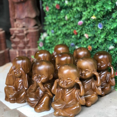 Bộ tượng tam không trang trí bàn làm việc ,láp tốp ,ôtô bằng gỗ bách xanh thơm phức kt cao 13×9×8cm