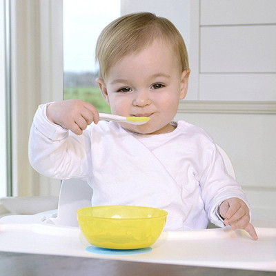 Bộ Miếng Hít Chống Trượt Màu Xanh Biển Kèm Tô Màu Chanh Kidsme  160496   