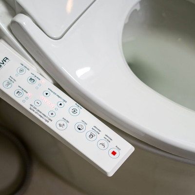Nắp Bồn Cầu Điện Tử LUVA Bidet LB625 Điều Khiển Cảm Ứng Tiếng Việt, Đổi Lỗi 100 Ngày, Sấy Khô, Chống Nước IPX5, Sấy Vành Ngồi, Chế Độ Rửa Trẻ Em
