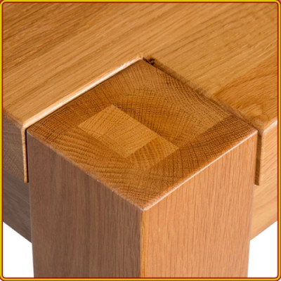 Bàn ăn gỗ sồi Tundo mặt chữ nhật mảnh liền dài 140 cm