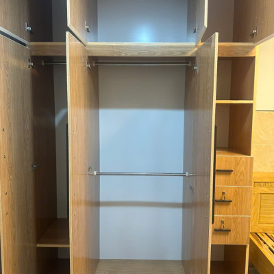 Tủ áo Ecoplast cánh mở kèm kệ Juno Sofa KT 1m6 x 2m6 