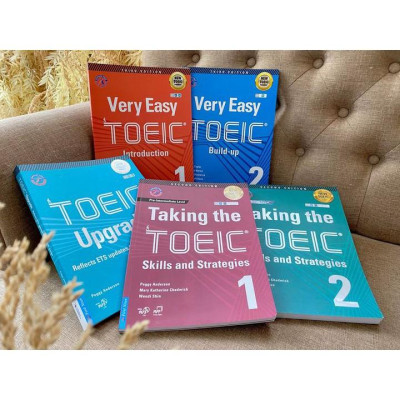 Very Easy TOEIC 1 INTRODUCTION - Bản Quyền