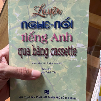 Luyện Nghe - Nói Tiếng Anh Qua Băng Cassette (Kèm 3CD)