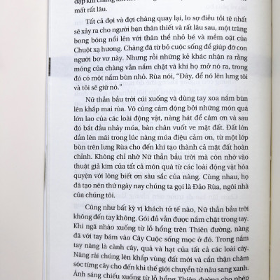 Sách - Tết cỏ ngọt - Tri thức bản địa, Kiến thức khoa học và những lời dạy từ cỏ cây - Bìa mềm - 576 trang