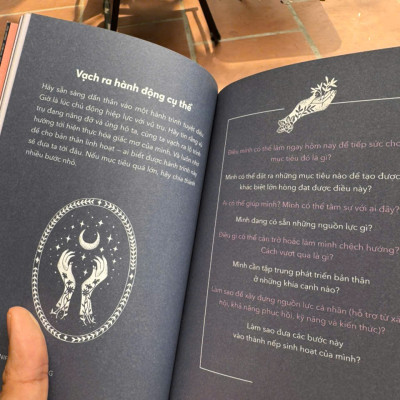 MANIFEST TOÀN NĂNG – Gill Thackray - Lê Công Thế Bảo dịch – Thái Hà Books – NXB Công Thương