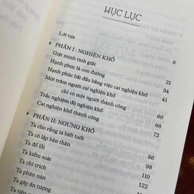 HẠNH PHÚC KHÔNG MỌC TRÊN CÂY - Trần Hữu Đức – Nxb Trẻ (bìa mềm)