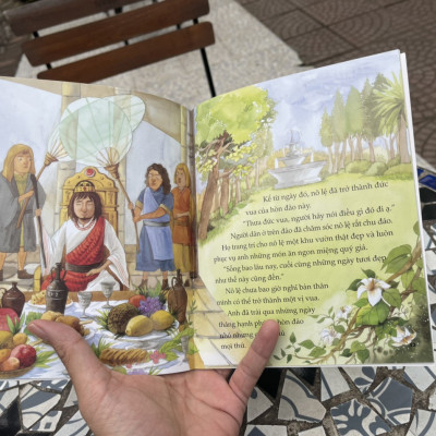 (Trọn bộ 12 tập) NHẬT KÝ NUÔI DẠY TÂM HỒN TỪ KINH CỔ DO THÁI: 12 Phẩm chất con yêu cần có – Kyowon – Lã Thị Hà Thu dịch – Bizbooks – NXB Hồng Đức (Bìa mềm)