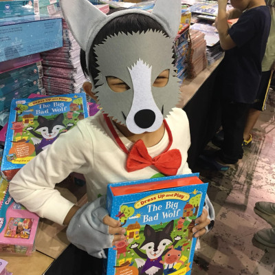 Dress Up and Play: The Big Bad Wolf - Hóa trang và diễn kịch: Sói xám xấu xa