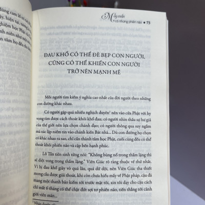 MAY MẮN CÓ NHỮNG PHIỀN NÃO - Khenpo Sodargye - Thuận Minh dịch -  Achaubooks – NXB Lao Động 