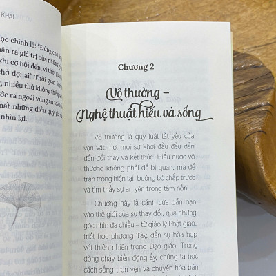 Sách - Vô thường chợt hiện