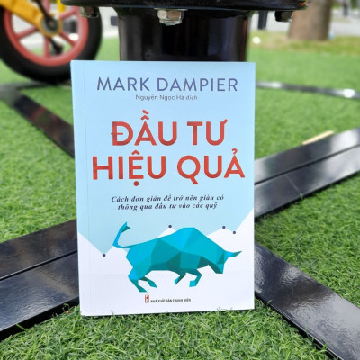 Combo sách - Đầu Tư Tài Chính Tự Do: Những Sát Thủ Hàng Loạt Trong Giới Tài Chính + Sách Lược Đầu Tư Của W.Buffett (TB) + Đầu Tư Hiệu Quả + Tư Duy Về Tiền Bạc (TB) + Đừng Để Tiền Ngủ Yên Trong Túi (TB)