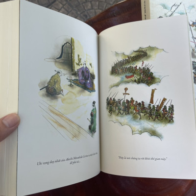 (Trọn bộ boxset 2 tập, kèm tranh minh họa in màu) (Eiji Yoshikawa - Tiểu thuyết gia lịch sử xuất sắc nhất Nhật Bản) TAIKO - TRĂM NĂM MỘT GIẤC CƠ ĐỒ – Eiji Yoshikawa - Nguyễn Đăng Thuần dịch -  Huy Hoang Books phát hành - Nxb Văn Học (Bìa mềm)