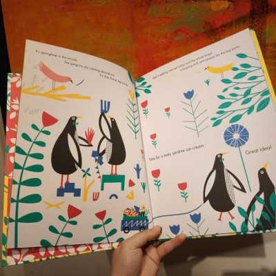 Sách - In the Woods by Thereza Rowe - Picture Books / Childrens in English