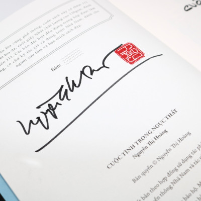 ẤN BẢN BÌA DA PU CAO CẤP VÀ GIỚI HẠN S111 “CUỘC TÌNH TRONG NGỤC THẤT” - NGUYỄN THỊ HOÀNG - Nhã Nam