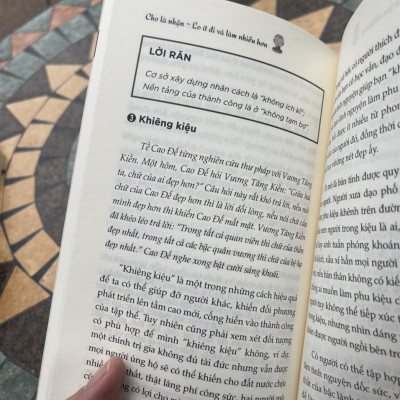 Combo 4 cuốn: CHO LÀ NHẬN – Tâm thanh tịnh, đời ắt an yên – Đại Sư Tinh Vân – Lê Minh Châu dịch – Bizbooks – NXB Hồng Đức (Bìa mềm)