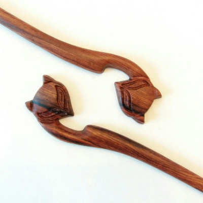 TRÂM CÀI TÓC HỒ LY