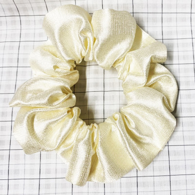 Cột tóc scrunchies vải dày màu vàng ánh kim, đeo cột tóc đều đẹp - loại big size (mẫu mới )