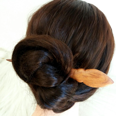 TRÂM CÀI TÓC GỖ SIMPLE