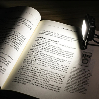 Móc Khóa Đèn Pin Đa Chức Năng Có Chống Nước Tặng Kèm Cáp Sạc - Hàng chính hãng